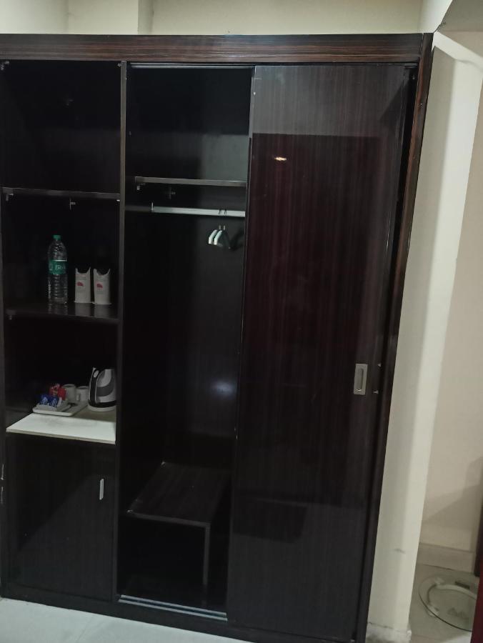 Hotel Jmd International كاتيحار المظهر الخارجي الصورة