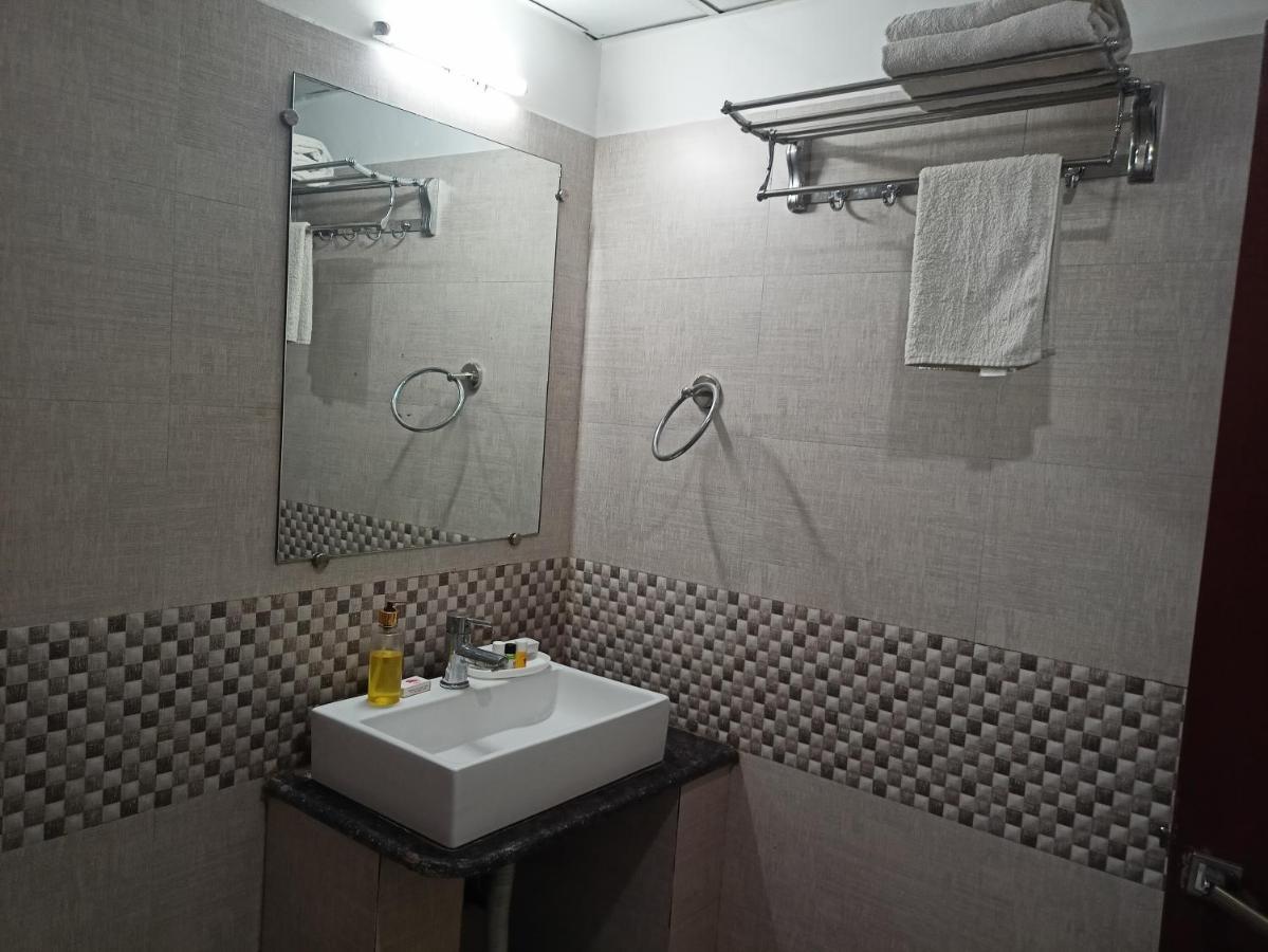Hotel Jmd International كاتيحار المظهر الخارجي الصورة