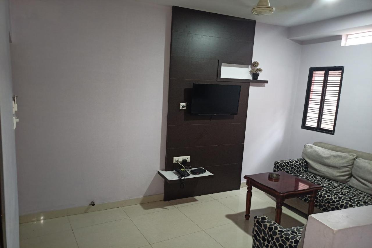 Hotel Jmd International كاتيحار المظهر الخارجي الصورة