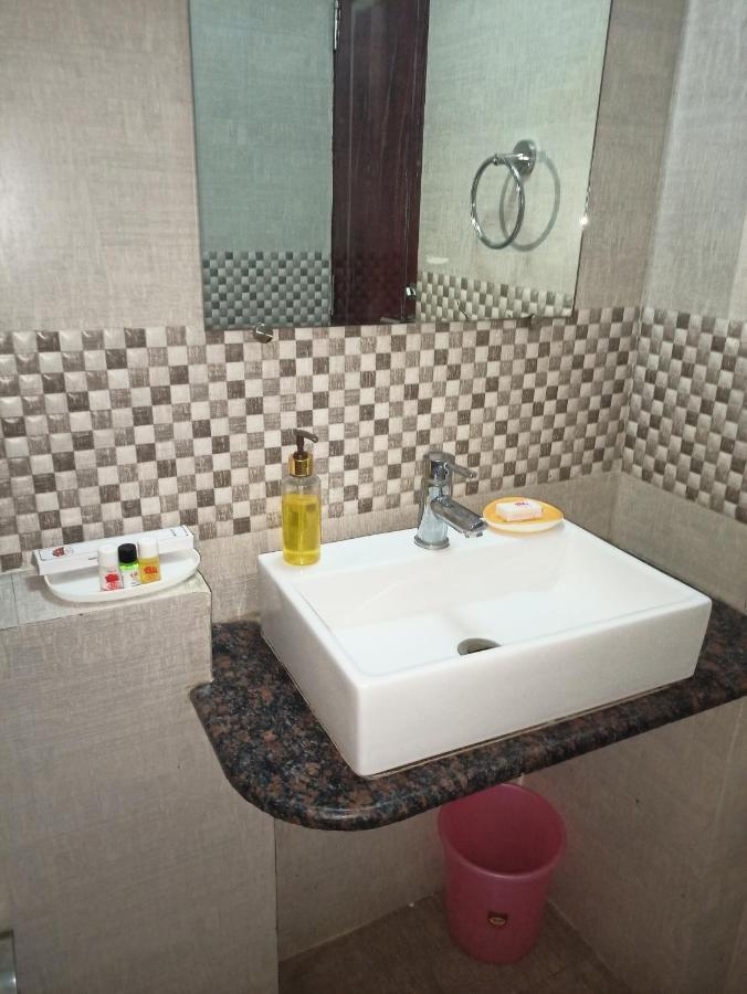 Hotel Jmd International كاتيحار المظهر الخارجي الصورة